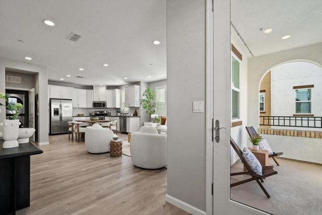 2726 Terni Court 6, San Jose, CA 95111