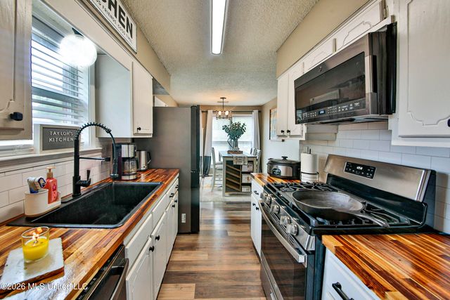 6485 Yorkshire Road, Horn Lake, MS 38637