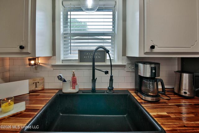 6485 Yorkshire Road, Horn Lake, MS 38637