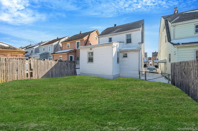 188-25 Mangin Avenue, Saint Albans, NY 11412