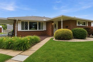 1216 11th Ave, Harrison Twp, PA 15065