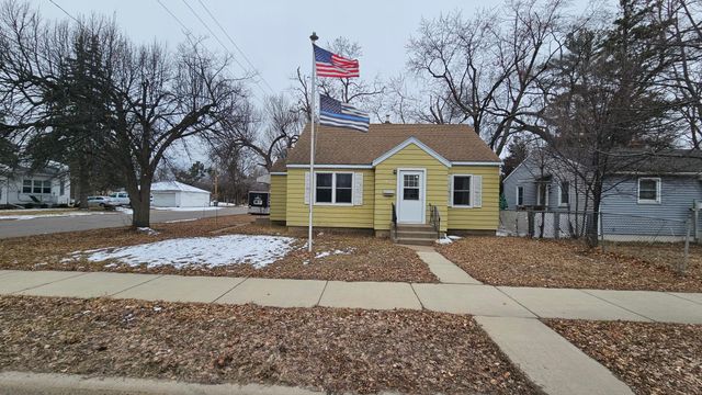 1051 Washington Memorial Drive, Saint Cloud, MN 56301