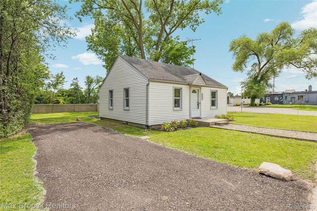 31291 Rexwood Street, Farmington Hills, MI 48334