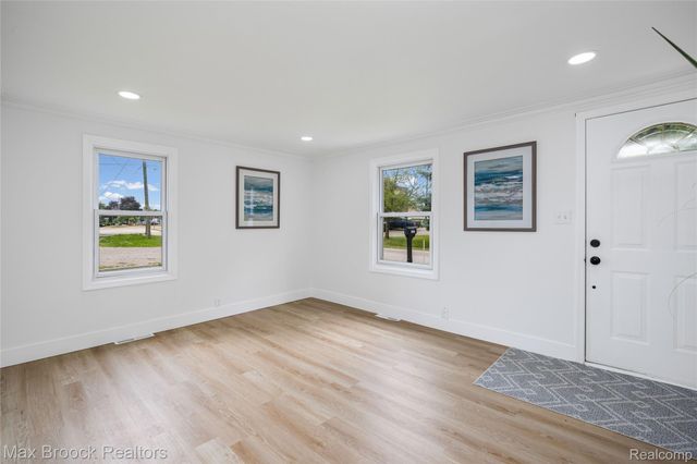 31291 Rexwood Street, Farmington Hills, MI 48334