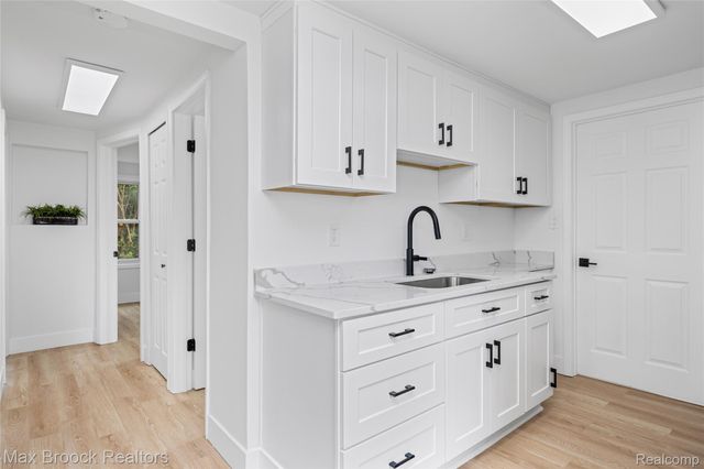 31291 Rexwood Street, Farmington Hills, MI 48334