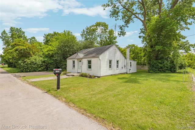 31291 Rexwood Street, Farmington Hills, MI 48334