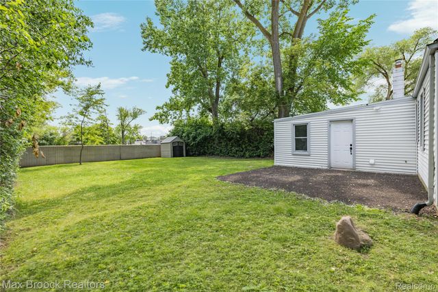 31291 Rexwood Street, Farmington Hills, MI 48334
