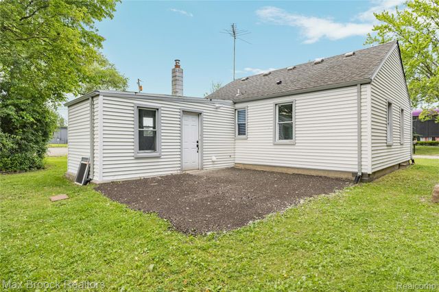 31291 Rexwood Street, Farmington Hills, MI 48334
