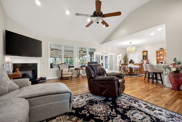 450 Low Gap Rd, Sparta, TN 38583