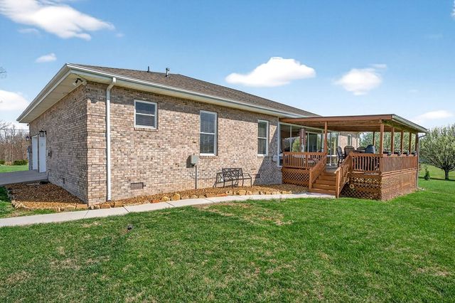 450 Low Gap Rd, Sparta, TN 38583