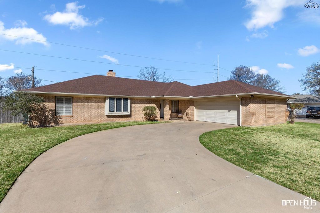 4816 ROYAL OAK STREET, Wichita Falls, TX 76308