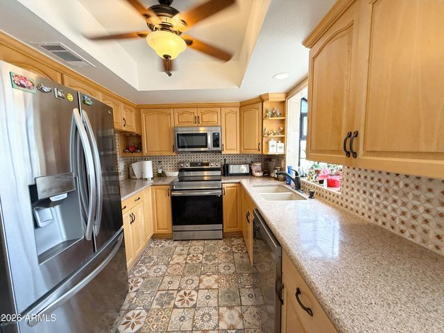 11011 N 92nd Street 1011, Scottsdale, AZ 85260