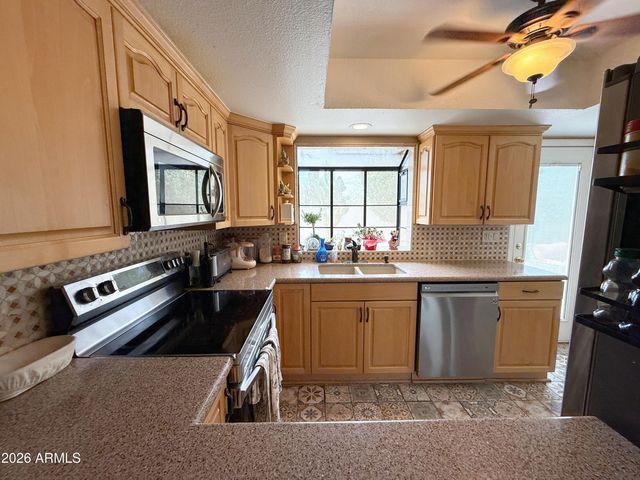 11011 N 92nd Street 1011, Scottsdale, AZ 85260