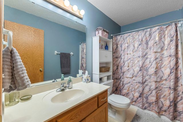 7531 E 250th Street, Elko New Market, MN 55020