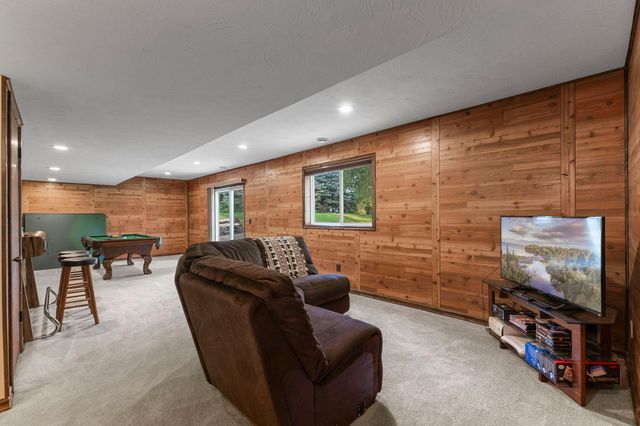 7531 E 250th Street, Elko New Market, MN 55020