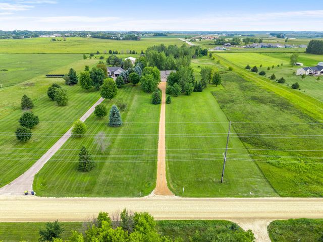 7531 E 250th Street, Elko New Market, MN 55020