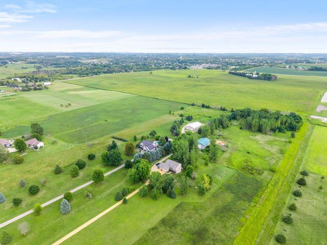 7531 E 250th Street, Elko New Market, MN 55020