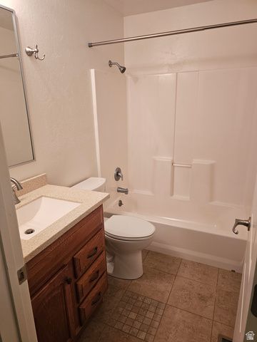 444 S 100 E, Springville, UT 84663