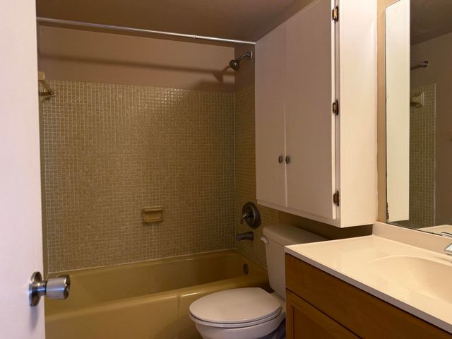 320 SE 10th Street C, Pompano Beach, FL 33060