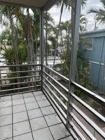 320 SE 10th Street C, Pompano Beach, FL 33060