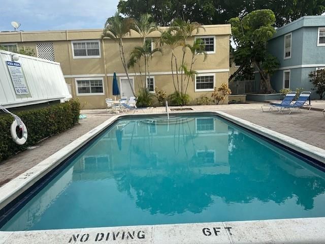 320 SE 10th Street C, Pompano Beach, FL 33060