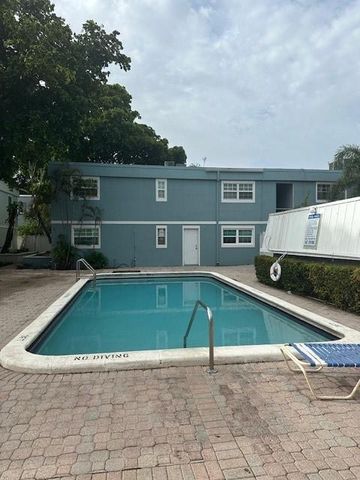 320 SE 10th Street C, Pompano Beach, FL 33060