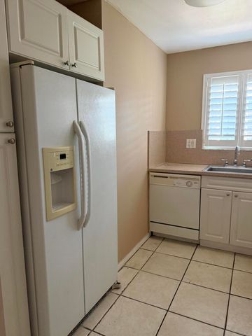 320 SE 10th Street C, Pompano Beach, FL 33060
