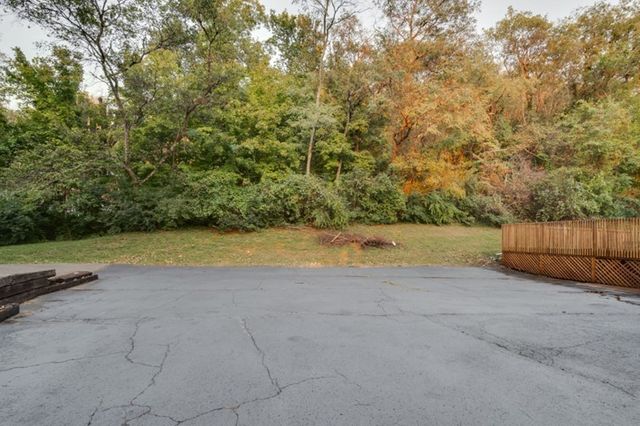 342 Cross Timbers Dr, Nashville, TN 37221