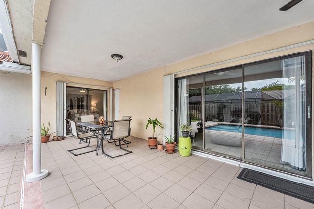 1217 NW 111TH Way, Coral Springs, FL 33071