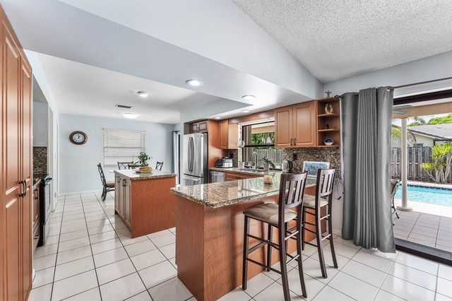 1217 NW 111TH Way, Coral Springs, FL 33071