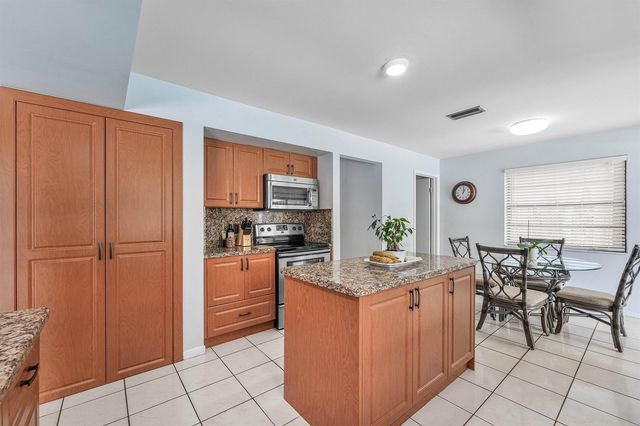1217 NW 111TH Way, Coral Springs, FL 33071