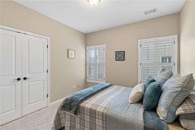 3541 S Sherwood Road SE, Smyrna, GA 30082