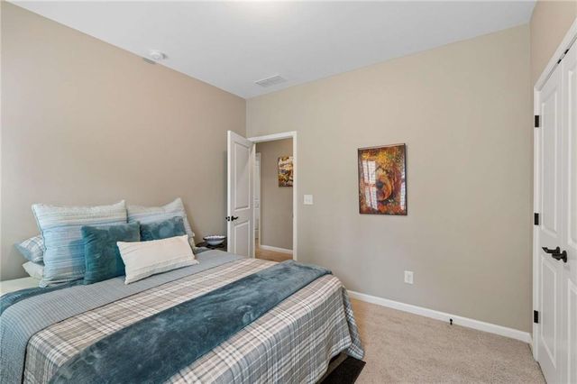 3541 S Sherwood Road SE, Smyrna, GA 30082