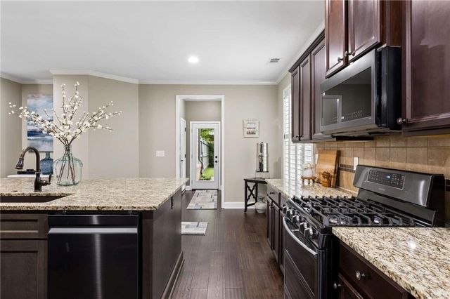 3541 S Sherwood Road SE, Smyrna, GA 30082