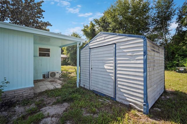 1389 NW 7TH LANE, Lake Panasoffkee, FL 33538