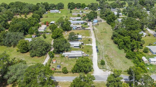 1389 NW 7TH LANE, Lake Panasoffkee, FL 33538