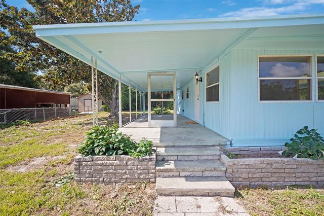 1389 NW 7TH LANE, Lake Panasoffkee, FL 33538
