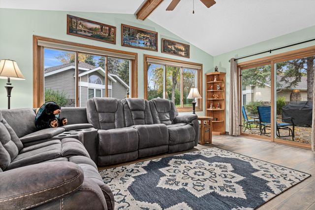 2013 91st Lane N, Brooklyn Park, MN 55443