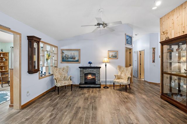 2013 91st Lane N, Brooklyn Park, MN 55443