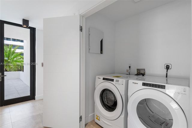 1930 Bay Dr Second Level Un 1, Miami Beach, FL 33141