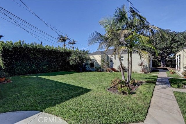1428 Ocean Park, Santa Monica, CA 90405