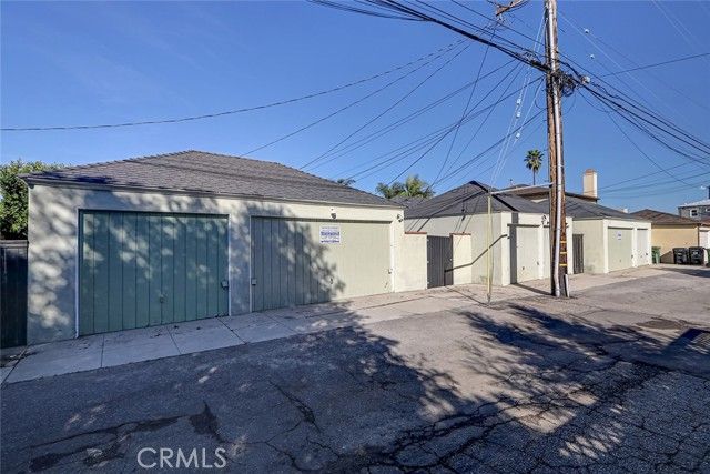 1428 Ocean Park, Santa Monica, CA 90405