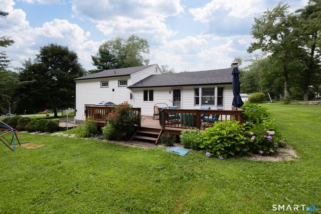123 Northwood Drive, Middlebury, CT 06762
