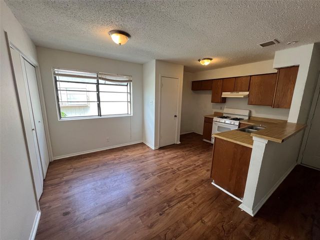 2307 Rachael CT D, Austin, TX 78748