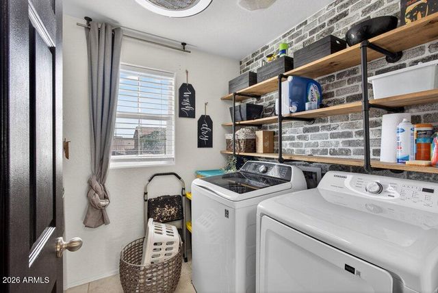 1492 E PONCHO Lane, San Tan Valley, AZ 85143