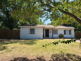 2306 Healey Drive, Dallas, TX 75228