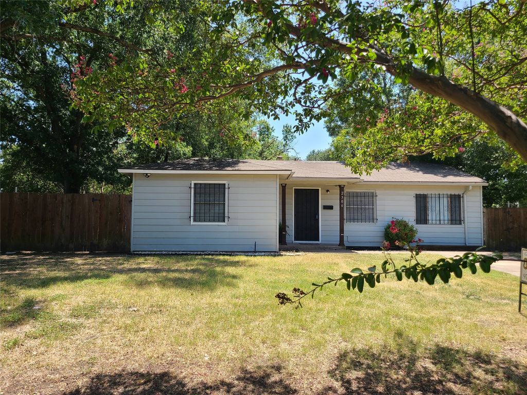 2306 Healey Drive, Dallas, TX 75228