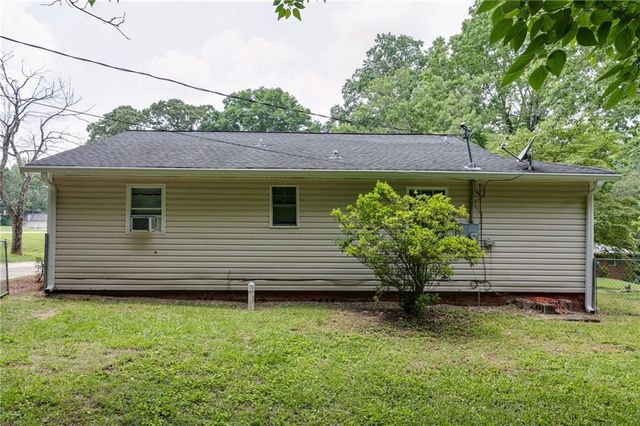 117 White Street, Tallapoosa, GA 30176