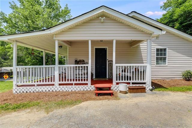 117 White Street, Tallapoosa, GA 30176