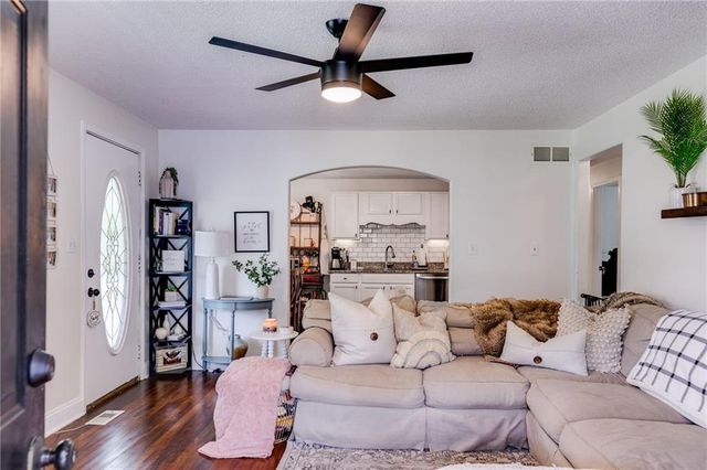 117 White Street, Tallapoosa, GA 30176